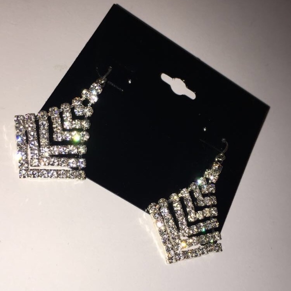 SILVER EARRINGS